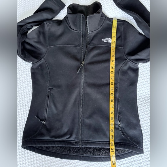 North Face jacket, black, Women’s Medium - Picture 6 of 7